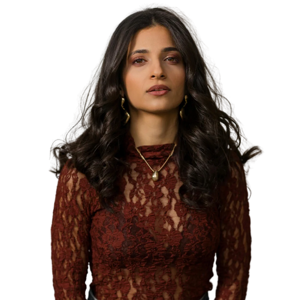 γυναίκα με κοσμήματα