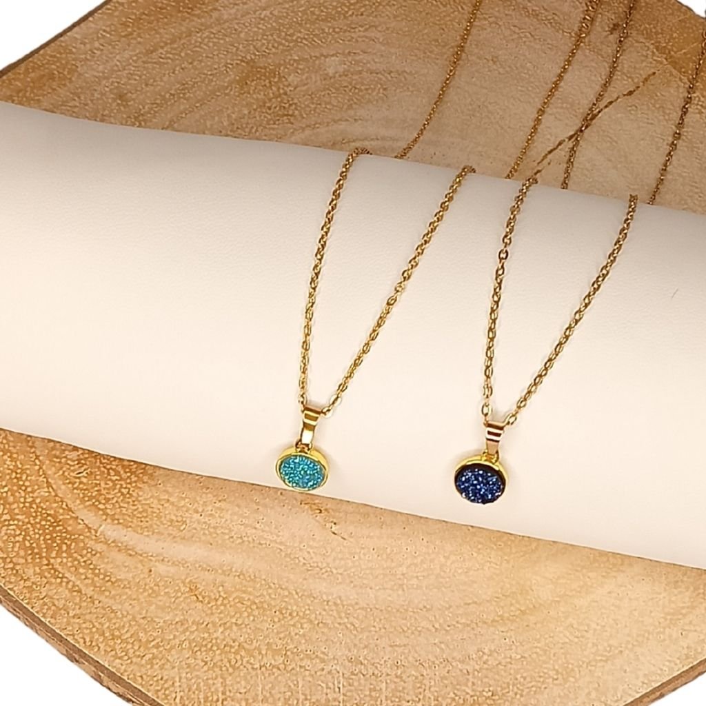 Ατσάλινο Κολιέ με Στρογγυλό Μοτίφ Druzy (Μπλε ή Τιρκουάζ)